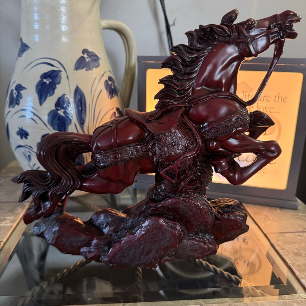 RARE 1992 FRANKLIN MINT HORSE OF KHAN STATUE